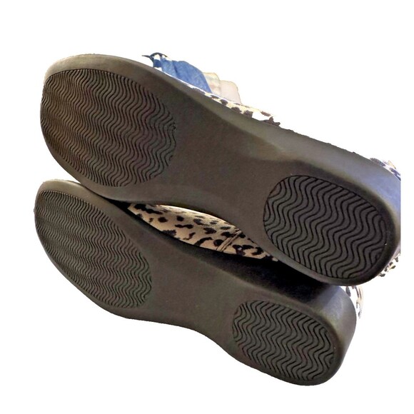 NEW Adina Women's Snow Leopard Tall Boots Sz 9 Wide Calf Animal Print Wild Fun - Picture 9 of 10